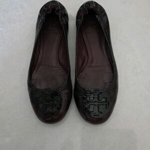 Tory Burch Reva Plum Burgundy Patent Leather Ballet Flats sz 7.5